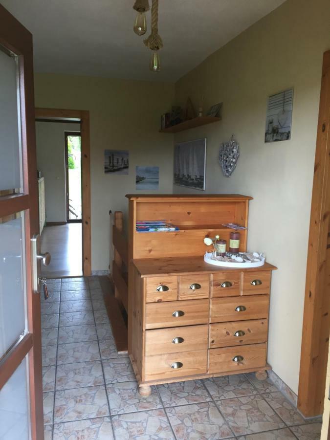 Ferienwohnungen "Weitblick" Und "Schwalbennest" Lodmannshagen Bagian luar foto